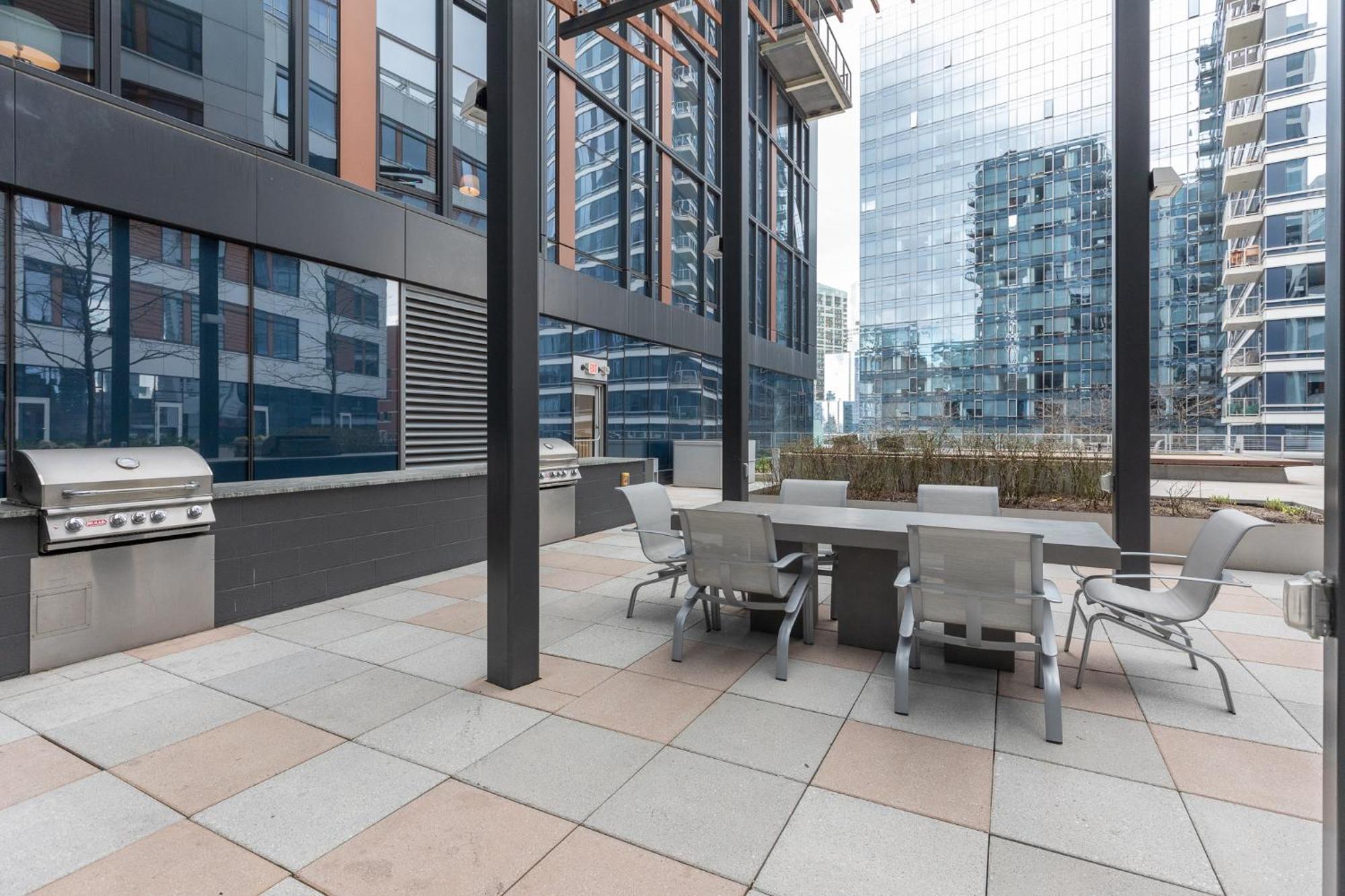Luxury In Seaport * Boston